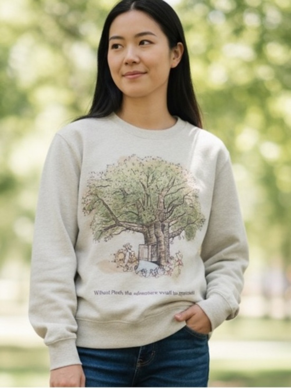 Disney Beige Kids Winnie the Pooh Tree Graphic  Cropped Sweatshirt size xlg